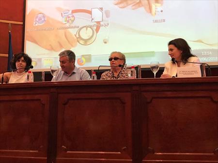 JORNADA PACIENTES Y CRONICIDAD: MERECIDO HOMENAJE A FELISA ZAMORANO