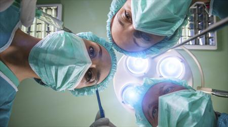 La cirugía de reducción de estómago puede ser más eficaz para tratar la diabetes tipo 2 que la medicación