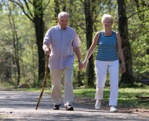 Caminar 15 minutos tras cada comida protege a los mayores contra la diabetes